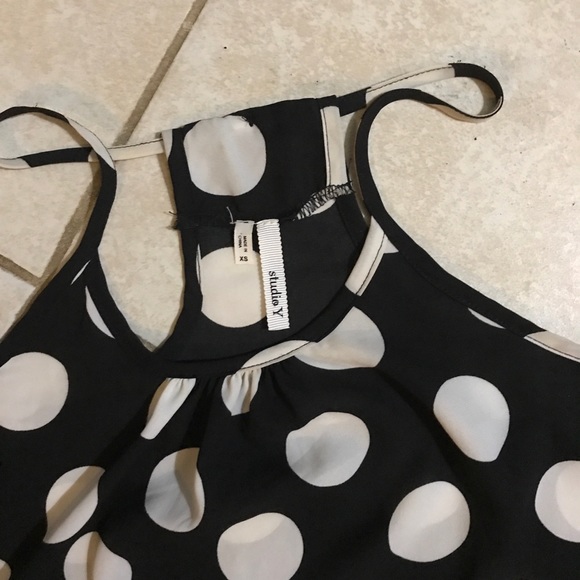 Studio Y xsmall polka dot tank - Picture 2 of 2